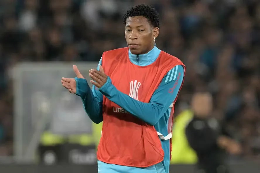 CONMEBOL Abre Processo Disciplinar Contra Gonzalo Plata; Flamengo Contesta Expulsão Polêmica na Libertadores