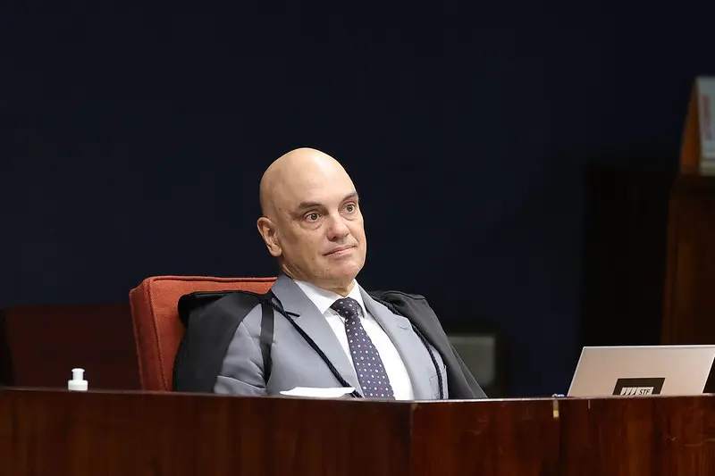 Alexandre de Moraes admite ausência de prova citada pela PGR e decide ignorá-la no julgamento do “núcleo 4” do suposto golpe