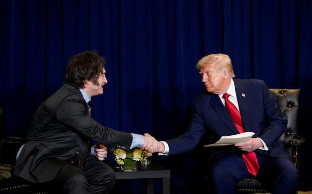 Pressão dos EUA Condiciona Apoio a Milei e Exige Afastamento da China; Soja e Swap em Jogo