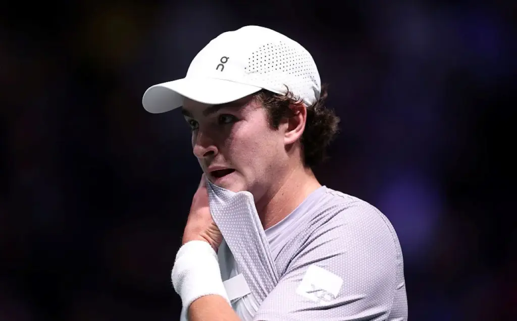 João Fonseca desiste de ATP de Atenas por lombalgia e encerra temporada