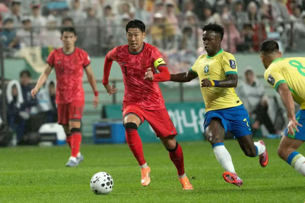 Seleção Brasileira Sofre Virada Histórica para o Japão em Amistoso com Erros Decisivos de Fabrício Bruno