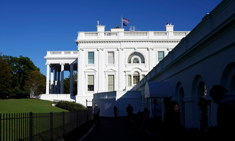 EUA e Venezuela: Alegação de Operação Naval Avançada Eleva Alerta Regional