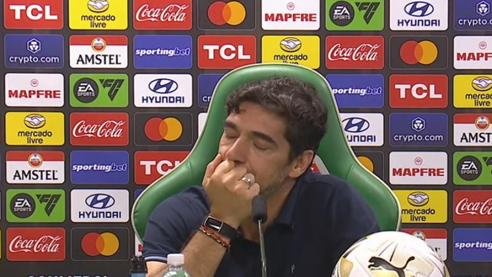 Abel Ferreira chora em classificação histórica do Palmeiras à final da Libertadores