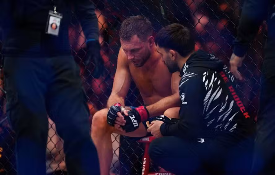 Brendan Allen Encerra Invencibilidade Histórica de Reinier de Ridder no UFC Vancouver