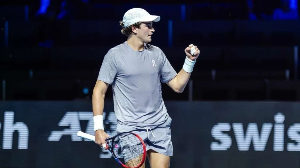 João Fonseca faz história e garante vaga na final do ATP 500 da Basileia