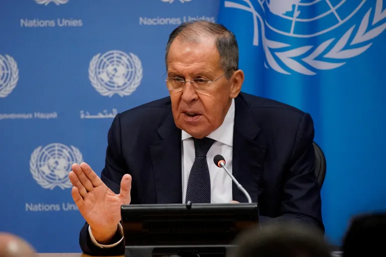 Afirma Lavrov que a Rússia realizará testes nucleares caso outras potências retomem os testes