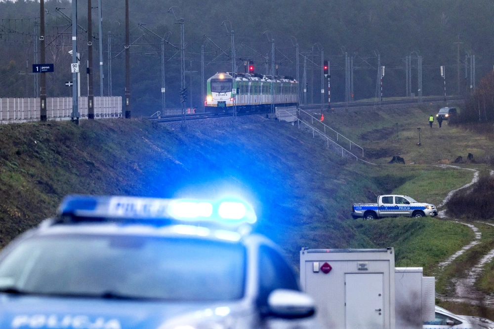 Explosão sob medida: Polônia entrega ucranianos “russos” e a OTAN ganha o pretexto que faltava