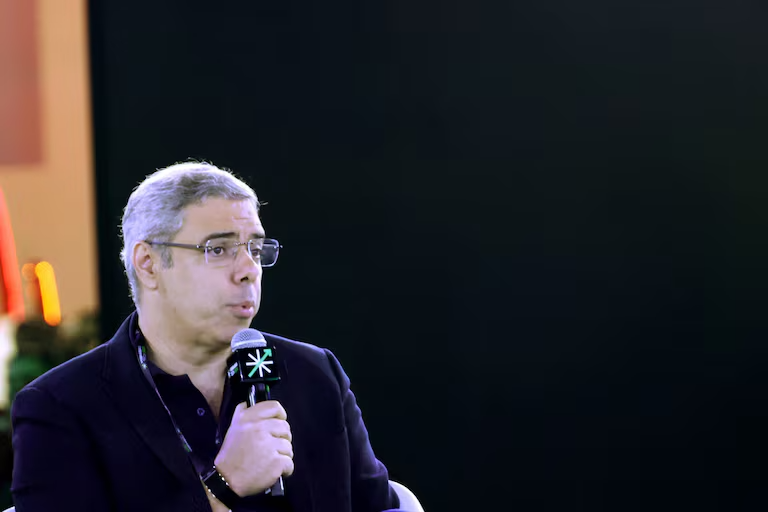 CEO do Itaú, Milton Maluhy, rebate Fernando Haddad sobre juros altos e projeta queda da Selic