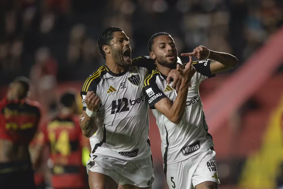 Atlético-MG Protagoniza Virada Espetacular Contra Sport com Atuações de Gala de Hulk, Rony e Alexsander