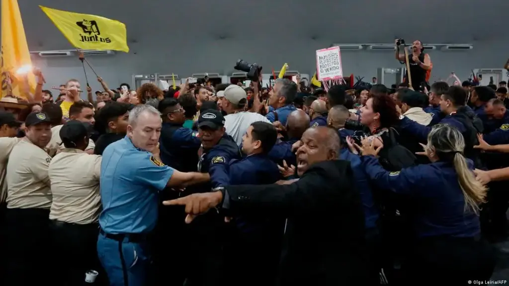 Tensão na COP30: protesto indígena e coletivo ligado ao PSOL testam limites da segurança em Belém