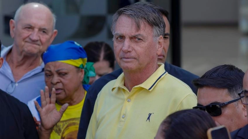 STF mantém condenação de Bolsonaro por tentativa de golpe em decisão unânime da 1ª Turma