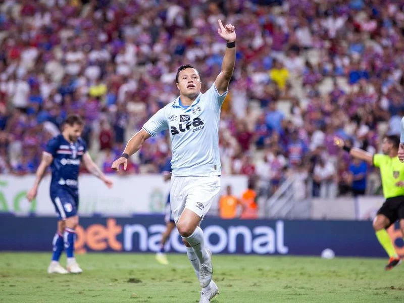 Avaliação dos Jogadores do Grêmio no Empate com o Fortaleza: Destaques e Críticas no Brasileirão