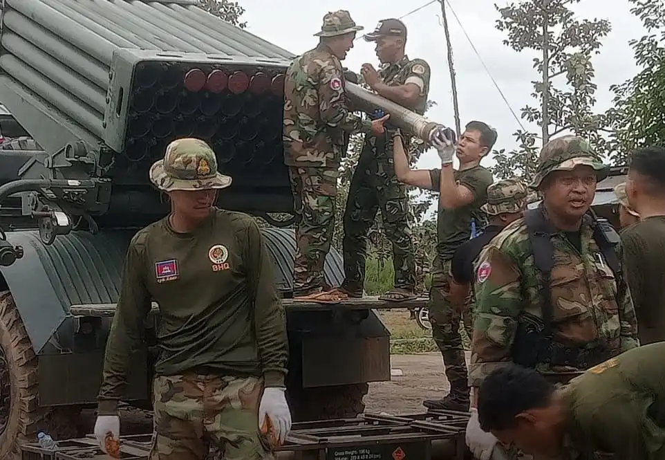 Linha de fogo no Mekong: como a disputa na fronteira Tailândia–Camboja reacende velhos mapas e novas narrativas