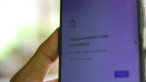 Instabilidade Global da Cloudflare Afeta Grandes Plataformas como ChatGPT e X