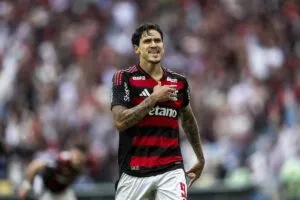 Pedro, do Flamengo, sofre nova lesão muscular e vira dúvida para a final da Libertadores