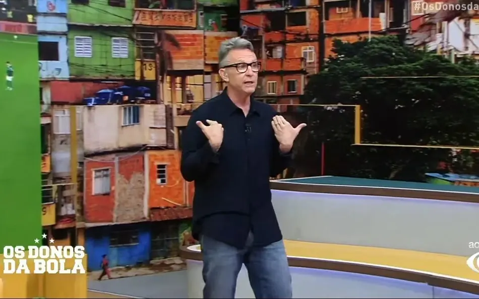 Neto Crava Goleada do Palmeiras sobre o Santos por 4 a 0 no Brasileirão, Ignorando Desfalques