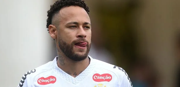 Ceticismo de Ancelotti sobre Neymar para 2026: Falta de Intensidade Física Preocupa Comissão Técnica