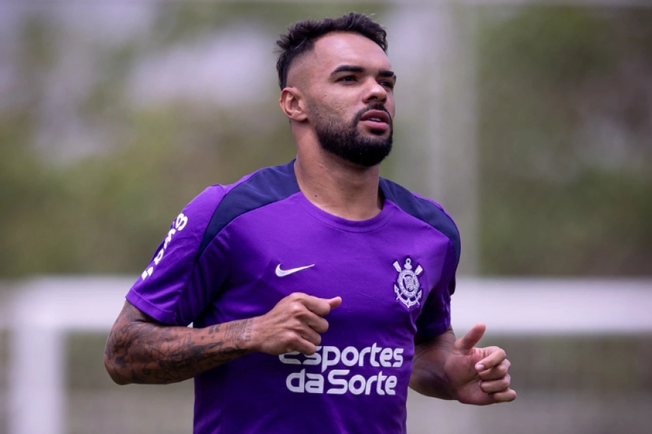 Corinthians Confirma Lesão de Raniele e Jogador Vira Desfalque Importante