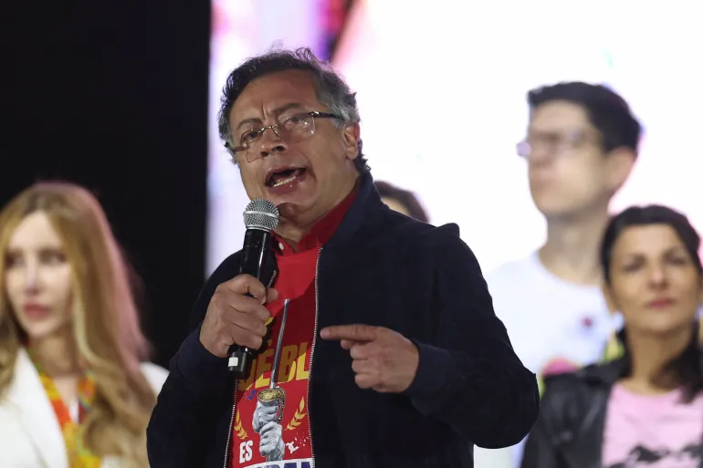 Ordem de Petro expõe fissuras na parceria antinarcóticos: Colômbia suspende compartilhamento de inteligência com os EUA