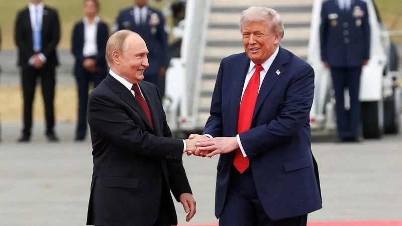 Trump Aperta o Cerco a Putin e Desmonta o Inchado Presença Militar na Europa: Estratégia de Força ou Rendição Globalista?