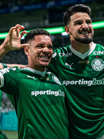 Palmeiras Vislumbra Dupla de Atacantes em Copa do Mundo Após 52 Anos