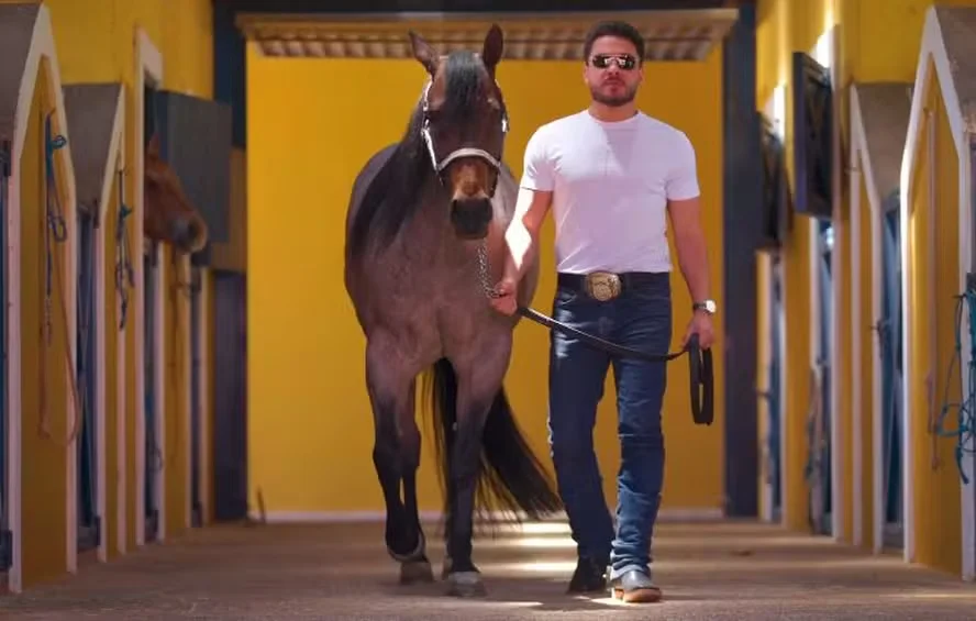 Wesley Safadão Recusa Proposta Milionária por Metade de Égua Campeã Eternal Fling Peju em Leilão